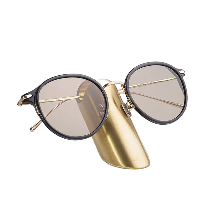 Eyewear Stand
